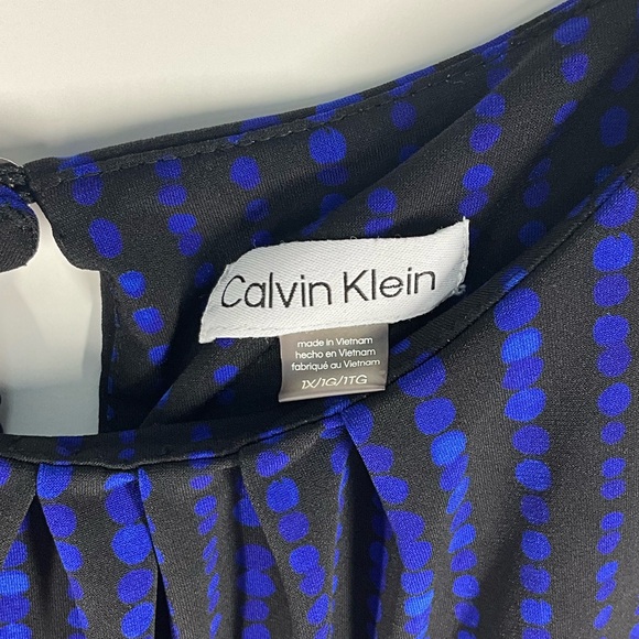 Calvin Klein Womens Black and Blue Spotted Patterned Business Casual Blouse | 1X - Picture 4 of 10